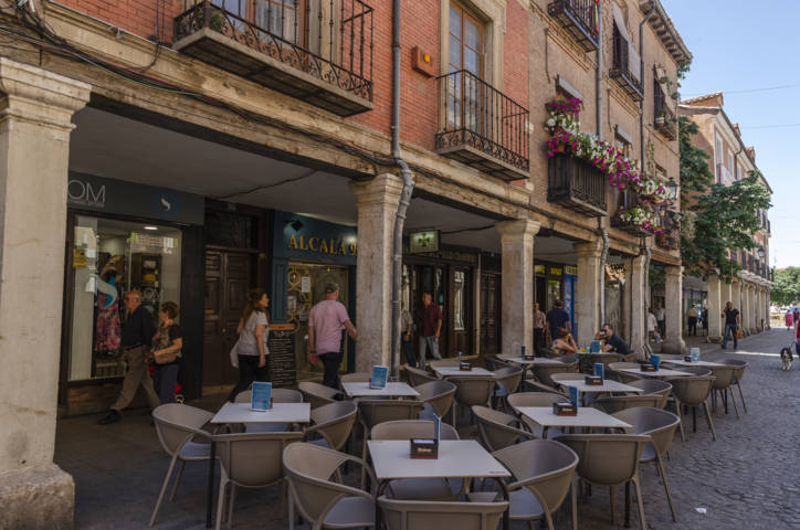 10 - Comunidad de Madrid - Alcala de Henares - calle Mayor